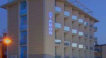 Tabor Hotel 3*